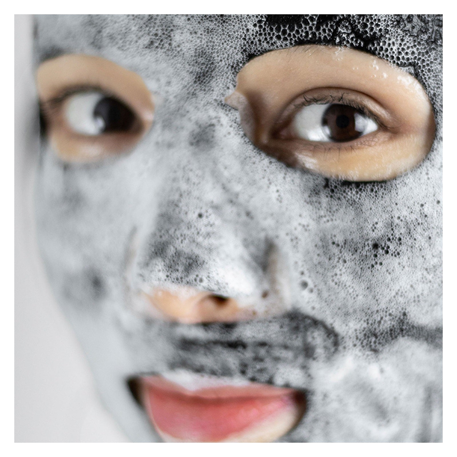 DETOXIFYING Professional Cleansing Face Mask