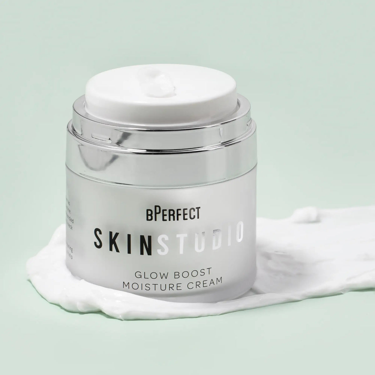 Skin Studio Glow Boost Moisture Cream